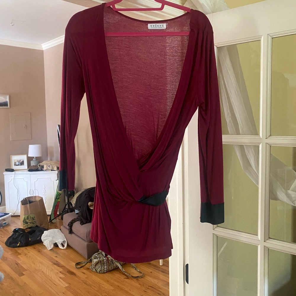 Red Velvet brand top. Worn once. Size M